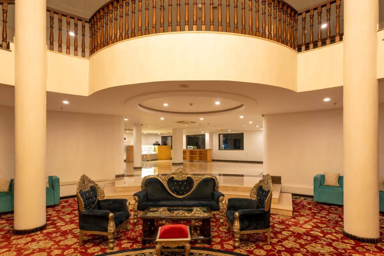 Spectrum Resort, Spa & Residences Udaipur Exterior foto